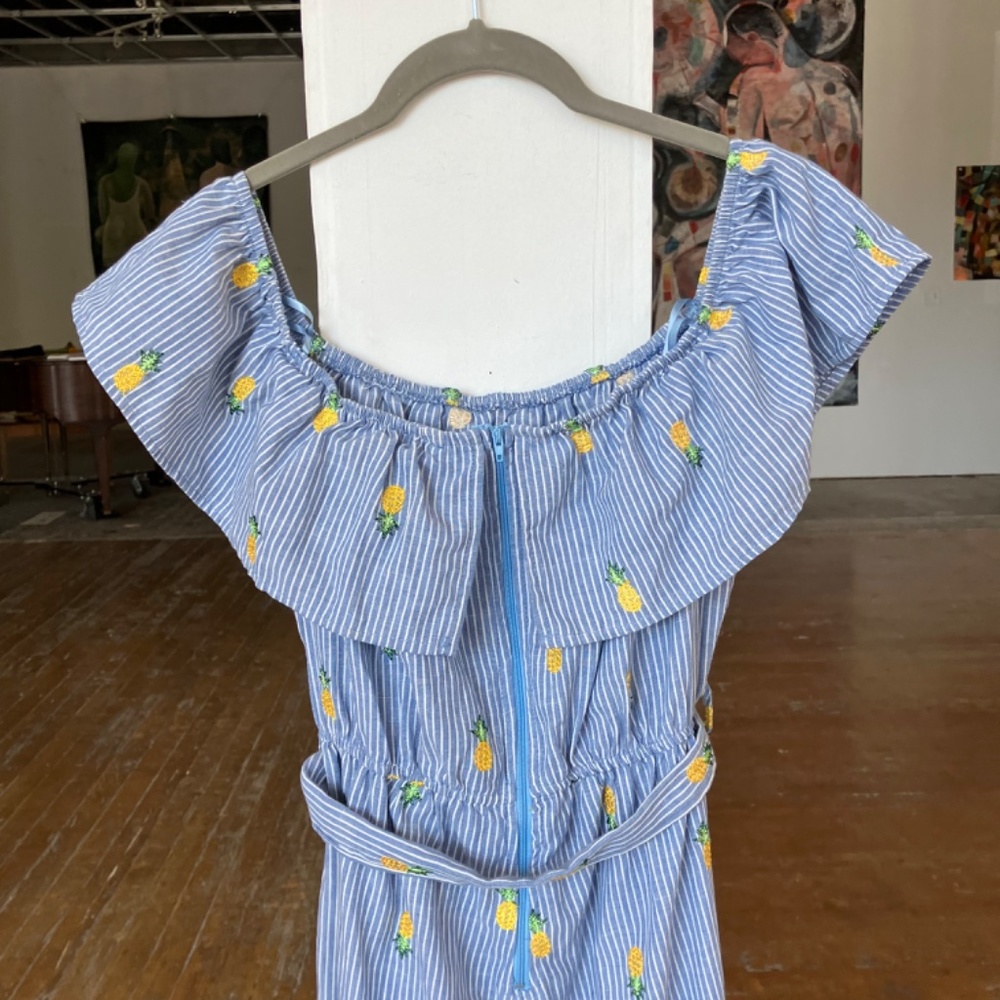 Blue and white striped jumpsuit, embroidered with pineapples and fabric belt - Picture 2 of 10